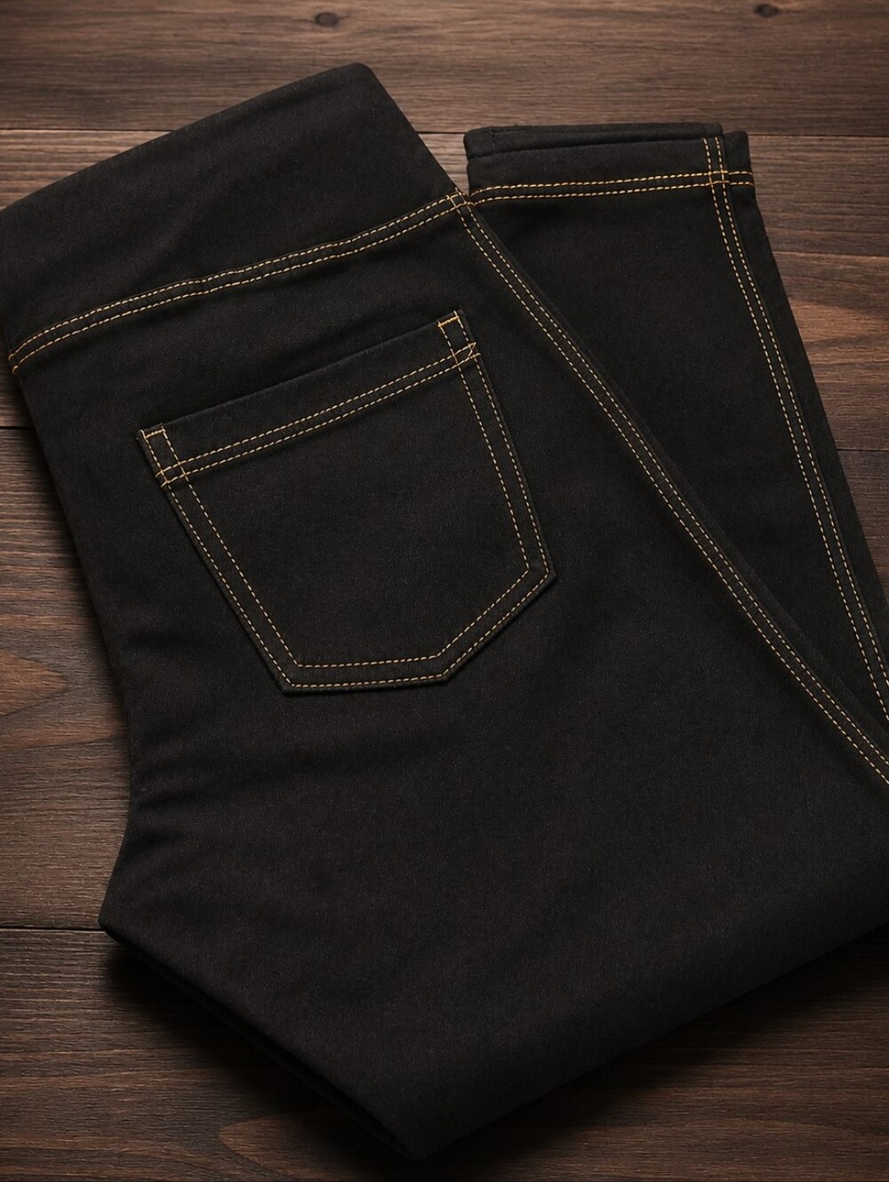 Nirlon Dark Blue Capri Leggings with Contrasting Gold Stitching